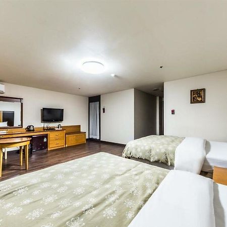 Victoria Hotel Сеул Екстериор снимка