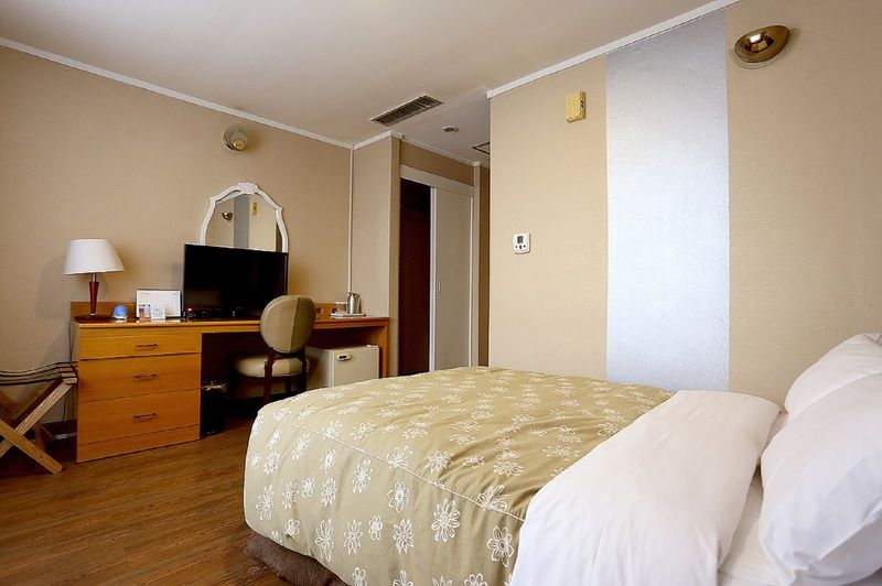 Victoria Hotel Сеул Екстериор снимка