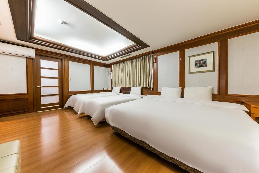 Victoria Hotel Сеул Екстериор снимка