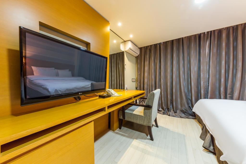 Victoria Hotel Сеул Екстериор снимка